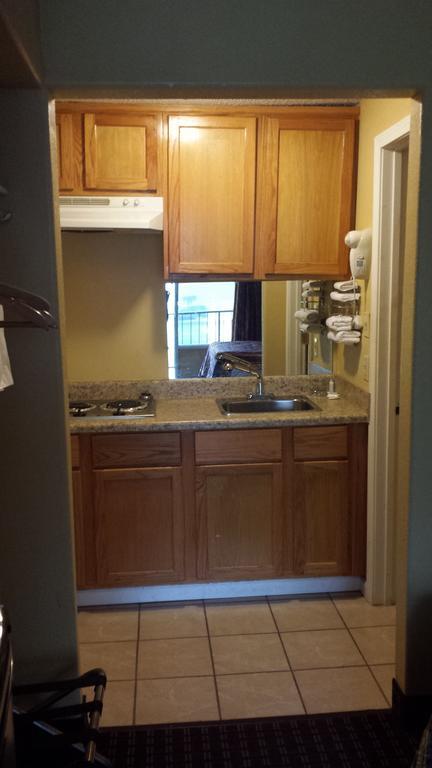 Sunbelt Lodge Motel Abbeville Bagian luar foto