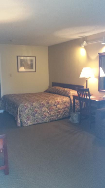 Sunbelt Lodge Motel Abbeville Bagian luar foto