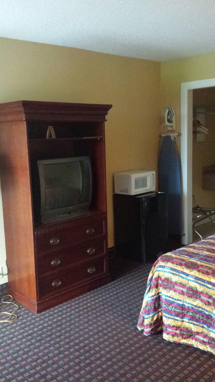 Sunbelt Lodge Motel Abbeville Bagian luar foto