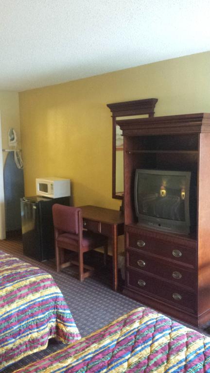 Sunbelt Lodge Motel Abbeville Bagian luar foto