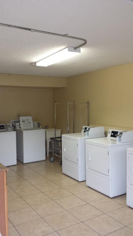 Sunbelt Lodge Motel Abbeville Bagian luar foto